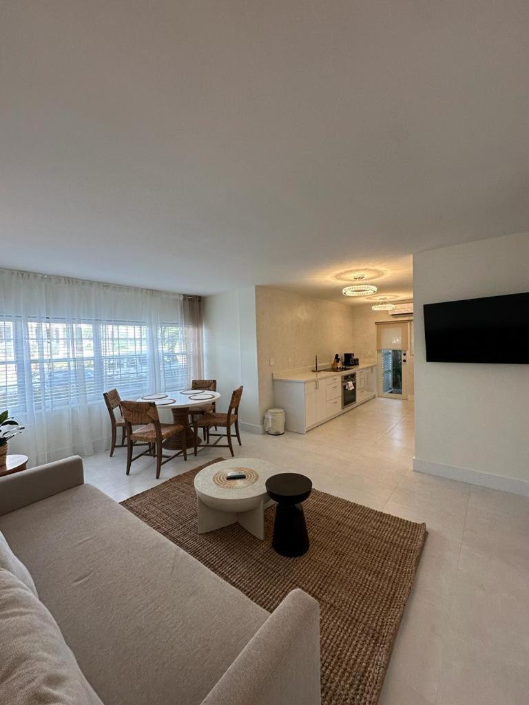 Inn Green Island Fort Lauderdale